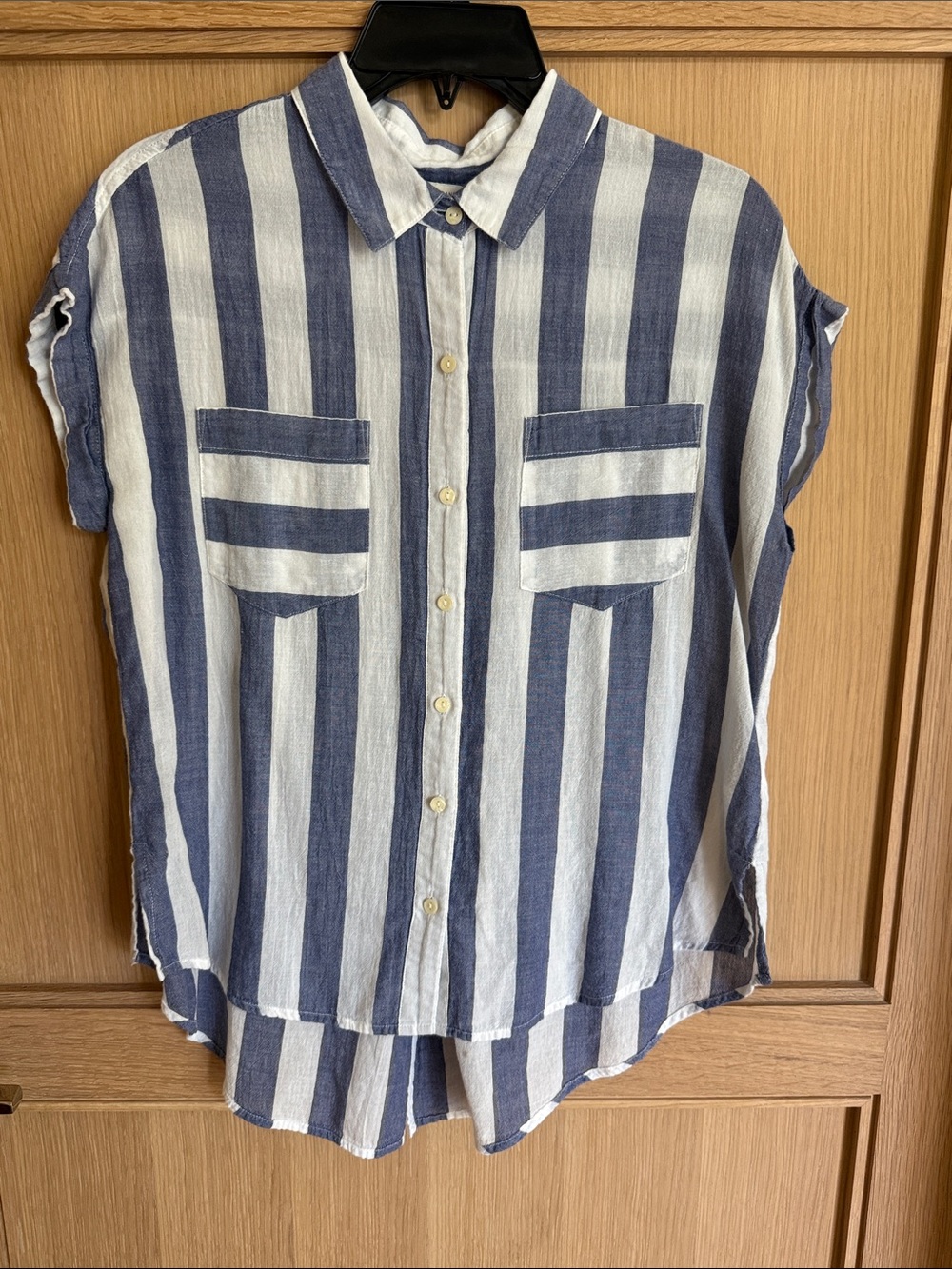 Lucky Brand Navy and White Vertical Stripe Short-Sleeve Button-Down Shirt